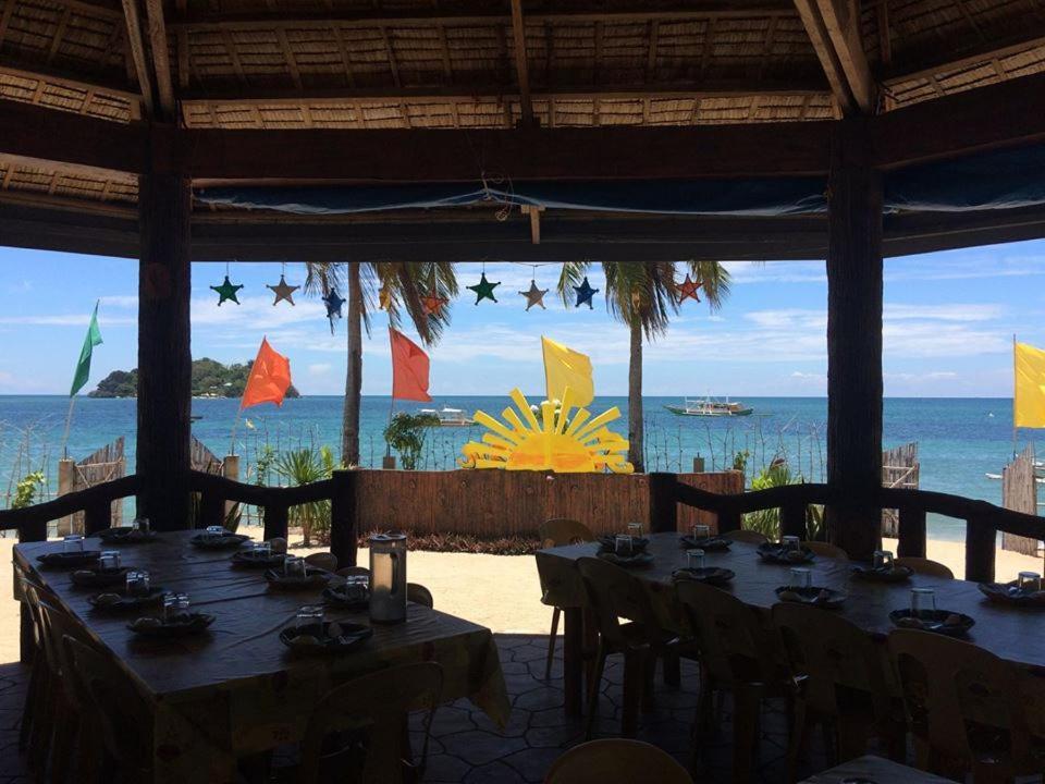 Se San Beach Resort-Isla De Gigantes Carles Exterior photo